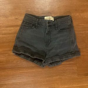 Hollister Girlfriend High Rise Black Jean Shorts